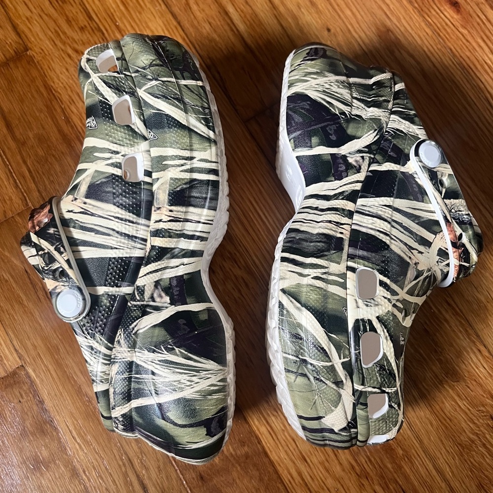Realtree Camo Platform Crocs